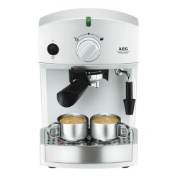 AEG AE 130 Crema Espresso Kaffee Automat mit Milchaufschäumdüse für 66 € (129,99 € Idealo) @eBay