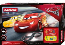 Saturn: Carrera Evolution Disney/Pixar Cars 3 Race Day Rennbahn für nur 55 Euro statt 91 Euro bei Idealo