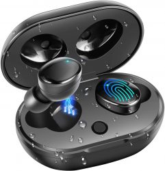 Amazon: Moosen TWS-880 Bluetooth In Ear Pods mit Ladecase mit Gutschein für nur 19,24 Euro statt 49,95 Euro bei Idealo