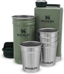 Stanley Adventure Pre-Party Shot & Flask 6-teiliges Flachmann & Schnapsgläser für 34,53 € (42,26 € Idealo) @Amazon