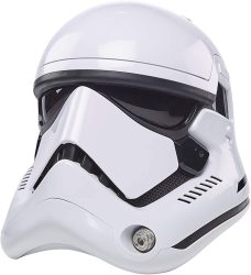 Star Wars Stormtrooper der Ersten Ordnung elektronischer Premium Helm für 100,07€ statt PVG  laut Idealo 111,79€ @amazon
