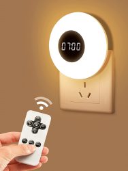 Amazon: 2 Stück One Fire LED Steckdosen-Nachtlichter  mit Uhr und Fernbedienung mit Gutschein für nur 10,31 Euro statt 20,61 Euro