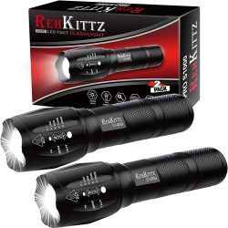 Amazon: 2 Stück REHKITTZ 2000 Lumen Taktische LED Taschenlampen mit Gutschein für nur 7,99 Euro statt 15,99 Euro
