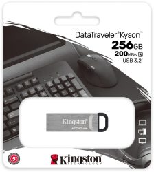 Kingston ‎DTKN/256GB DataTraveler Kyson USB3.2 256GB Stick für 17,59 € (22,17 € Idealo) @Amazon