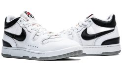 Nike: Nike Attack (FB8938-101) Sneaker für nur 69,99 Euro statt 89,99 Euro bei Idealo