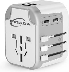 Amazon: PIGADA All-in-One Universal Reisestecker mit 2 USB A, 2 USB C und 1AC Steckdose mit Gutschein für nur 9,99 Euro statt 19,99 Euro